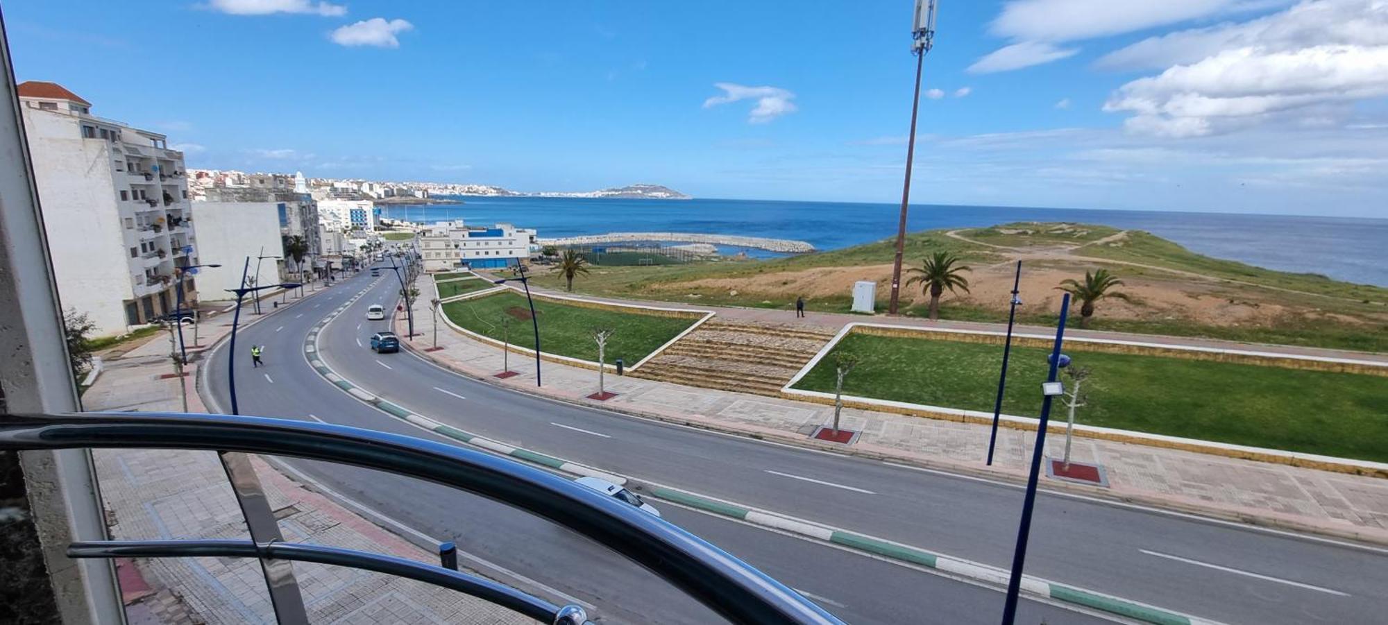Fnideq Seaside Apartment Экстерьер фото