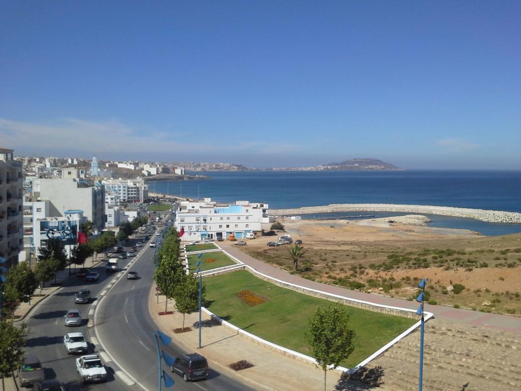 Fnideq Seaside Apartment Экстерьер фото
